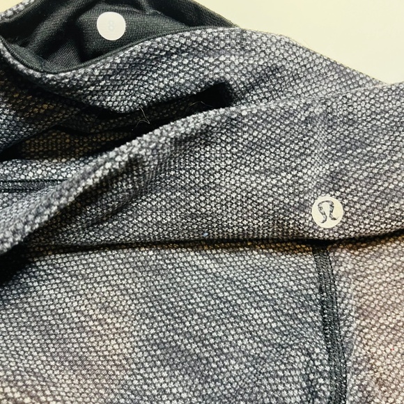 Lululemon Leggings M - Picture 3 of 3